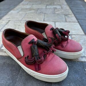 Louis Vuitton  Slip-On Casual Sneakers in Rose Pink with Tassel Detail 38